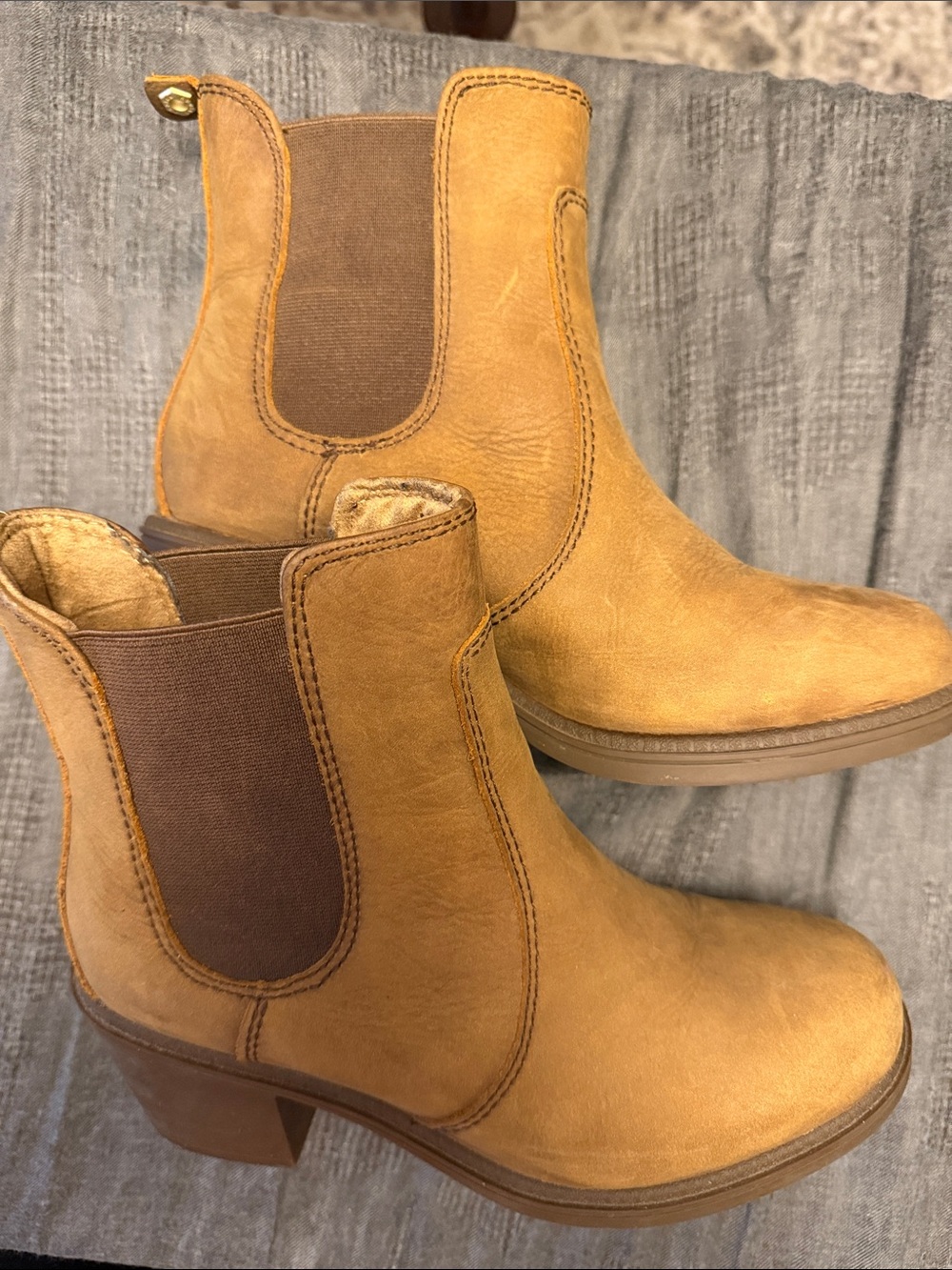 Kodiak Tan Leather Chelsea Ankle Boots